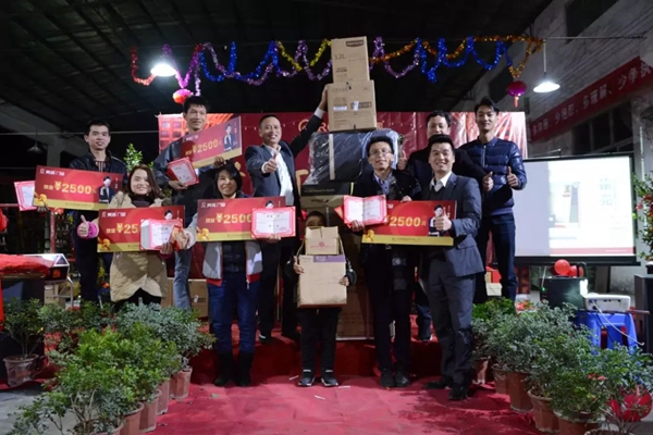亮阁门窗晚会|聚焦订单,精益蜕变!幸福都是奋斗出来的 亮阁门窗晚会|聚焦订单,精益蜕变!幸福都是奋斗出来的