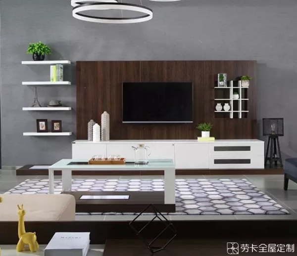 劳卡衣柜设计图片展 霸道总裁风却有个浪漫的名字