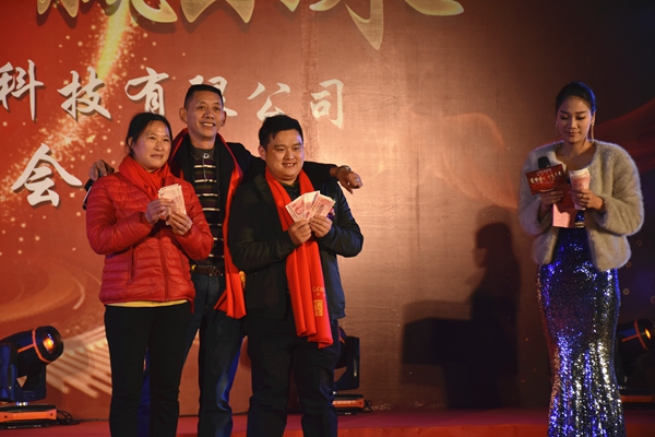 蓄势待发 誓赢未来丨罗兰德式门窗2018年会圆满落幕！