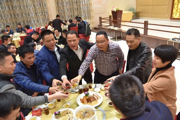 感恩有你 | 尚益达门窗2018迎春晚宴！