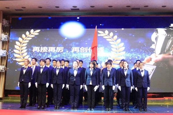 “砥砺奋进,德赢天下”艾臣安全门窗2018年会圆满落幕! “砥砺奋进,德赢天下”艾臣安全门窗2018年会圆满落幕!