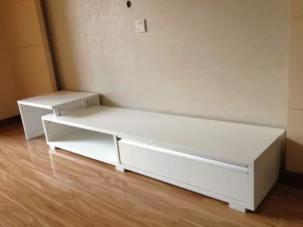 伊恋衣柜:电视柜设计得好,稳步提升家装颜值 伊恋衣柜:电视柜设计得好,稳步提升家装颜值