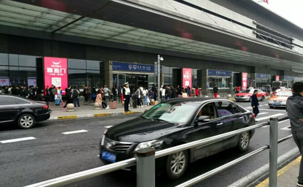 软、硬件双管齐下，喜盈门大动作全面发力