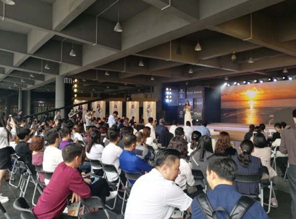 2018首届定制女神大赛圆满落幕 卡诺亚汤志兰夺冠 2018首届定制女神大赛圆满落幕 卡诺亚汤志兰夺冠