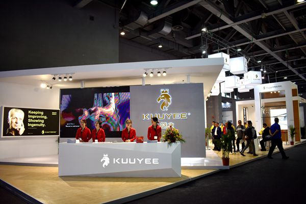 冠业门窗总经理金瑞光：品牌形象全新升级，重磅推出全景致产品
