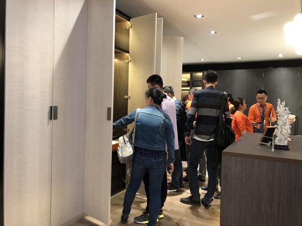 伊恋全屋定制再展王者风范，新品燃爆2018广州定制家居展