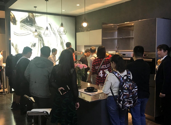 法迪奥微粒子晶脂颠覆环保技术，开拓“以旧换新”新渠道！