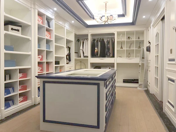 重磅惊喜:金雅居木门双喜临门,专卖店试营业中! 重磅惊喜:金雅居木门双喜临门,专卖店试营业中!