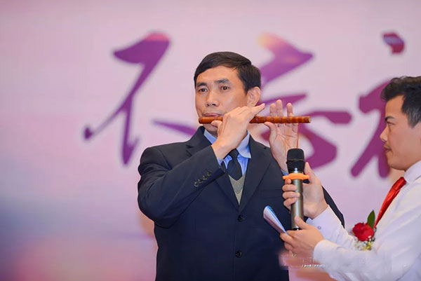 不忘初心，圆梦唐朝！唐式木业春茗晚会暨2017表彰大会完满成功！