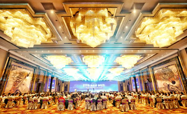 亿合门窗重磅发布全新品牌形象,推出“全防护门窗”新概念产品 亿合门窗重磅发布全新品牌形象,推出“全防护门窗”新概念产品