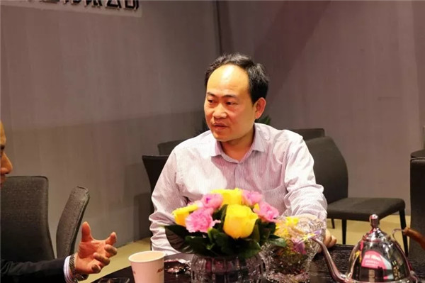 亚当斯五金:第41届中国(广州)国际家居博览会之现场盛况 亚当斯五金:第41届中国(广州)国际家居博览会之现场盛况