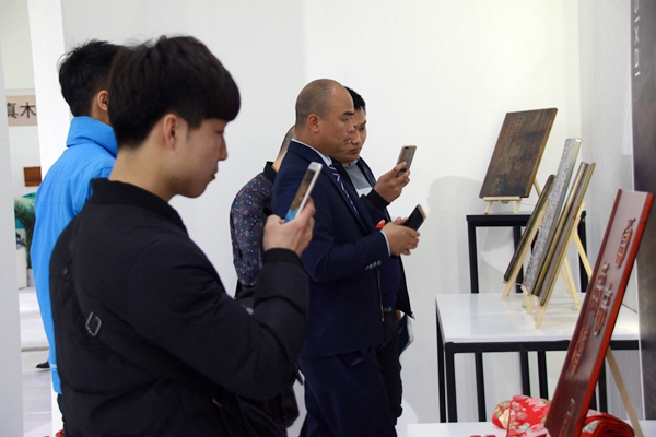 聚焦门展，嘉宝莉家具漆『向左·向右』主题展精彩抢先看！
