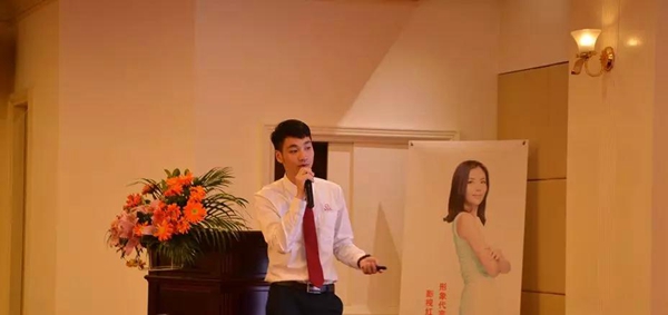 聚势奋进,共创新时代|亮阁门窗2018财富峰会圆满结束! 聚势奋进,共创新时代|亮阁门窗2018财富峰会圆满结束!