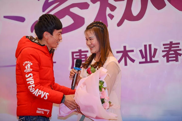 不忘初心，圆梦唐朝！唐式木业春茗晚会暨2017表彰大会完满成功！