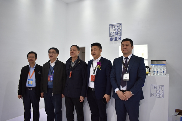 泰诺风家装市场销售总监张啸：明确定位方向，“三大方面”确保竞争优势