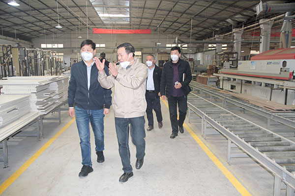 重庆市木门行业协会及沙坪坝区质监局考察品智家具
