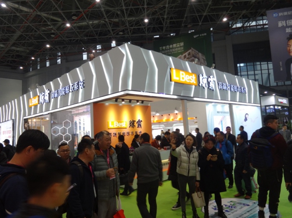 晾霸携最新科技聚焦中国建博会（上海），开启辉煌新历程！