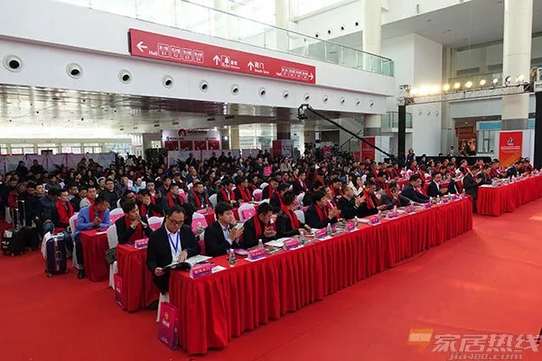 D1木门在第十七届北京国际门业展览会荣获木门行业“投资潜力品牌”殊荣！