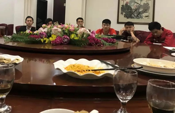 亮阁门窗｜家庭文化系列报道之——传承孝道文化！