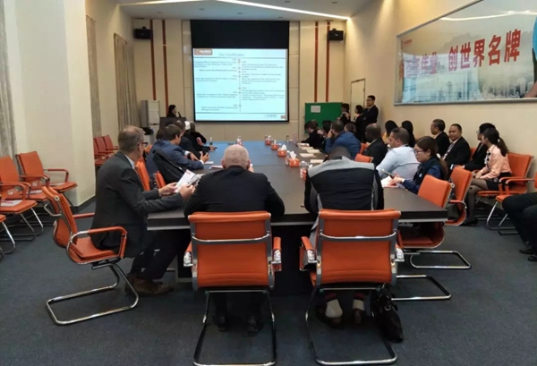 【参观团】欧美工商会莅临伟业参观考察，促进国际交流