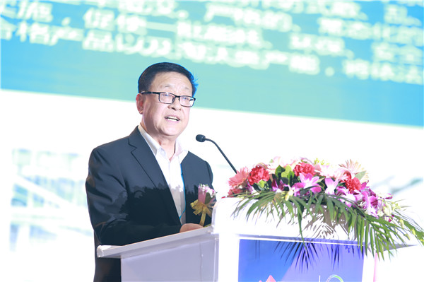 “2018年全国市场、工程木门企业产品质量、售后服务双承诺活动”新闻发布会暨中国木门窗行业年会在广东佛山盛大召开