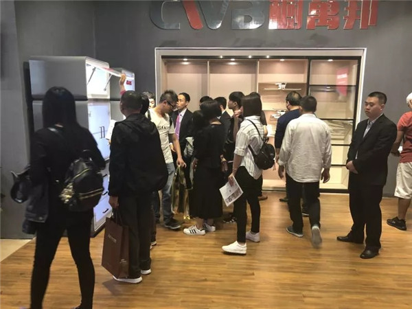 亚当斯五金:第41届中国(广州)国际家居博览会之现场盛况 亚当斯五金:第41届中国(广州)国际家居博览会之现场盛况