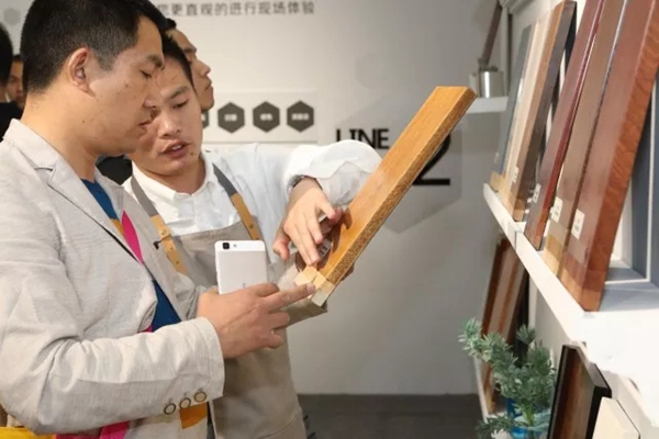 全民解码“油转水”，时尚色彩看华润 | 深圳家具展现场直击