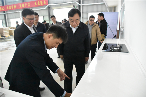 澳都:河源市市委书记、龙川县县委书记、县长等领导班子亲临总部调研考察 澳都:河源市市委书记、龙川县县委书记、县长等领导班子亲临总部调研考察