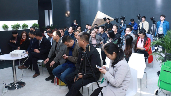 汇聚点滴 迭代前行 河北鑫鑫木业集团2017年颁奖典礼暨客户答谢会