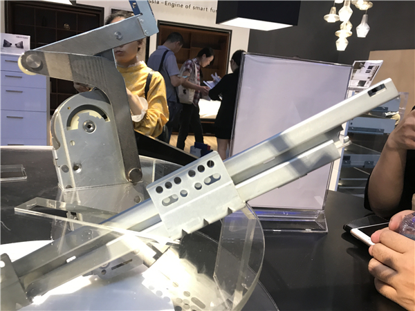  重磅：科斯拉新品横空出世，亮相广州国际家具博览会（设备配料展）