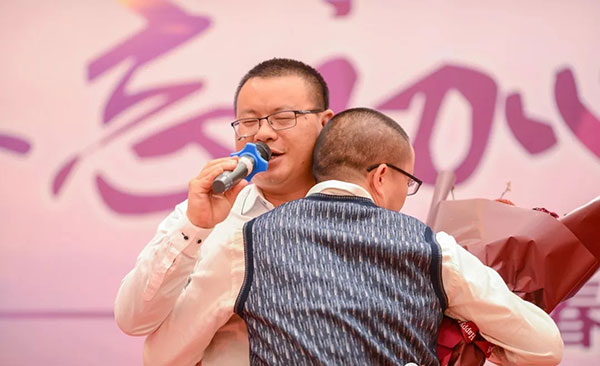 不忘初心，圆梦唐朝！唐式木业春茗晚会暨2017表彰大会完满成功！