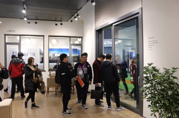 皇派门窗丨广州定制家居展的下一个定制风口