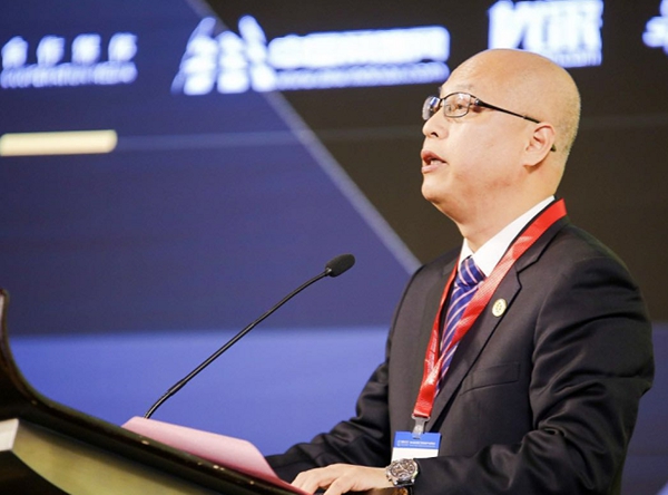 第24届全国铝门窗幕墙行业年会暨2018中国建筑经济广州峰会隆重举行