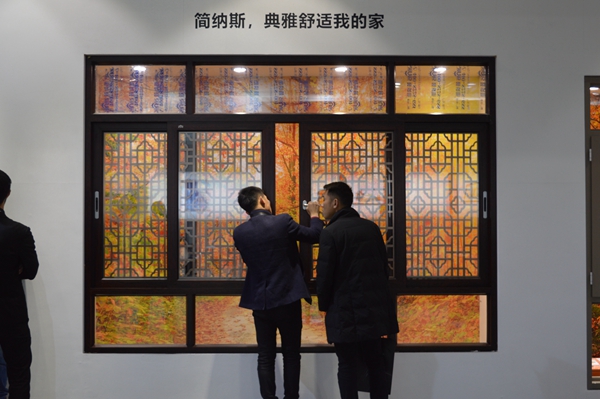 简纳斯整体门窗营销总监梁锦瑞：精益求精塑造简纳斯新形象，提升品牌知名度