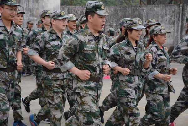 开工大吉|振奋人心的军训,元宵的大礼,让人感到每秒都震撼! 开工大吉|振奋人心的军训,元宵的大礼,让人感到每秒都震撼!