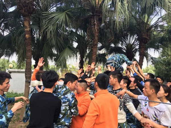 艾臣安全门窗《凝聚力量•共创辉煌》团队素质拓展活动圆满落下帷幕 艾臣安全门窗《凝聚力量•共创辉煌》团队素质拓展活动圆满落下帷幕