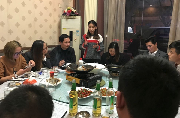 聚势奋进，共创新时代｜亮阁门窗家庭文化系列报道之——传承孝道文化二！