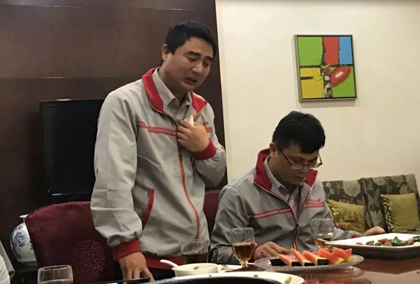 亮阁门窗｜家庭文化系列报道之——传承孝道文化！