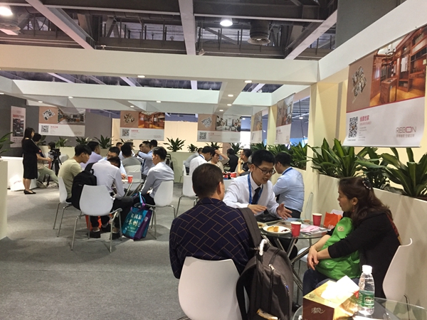 2018丽博将打造全屋定制新升级:人与空间合二为一 2018丽博将打造全屋定制新升级:人与空间合二为一