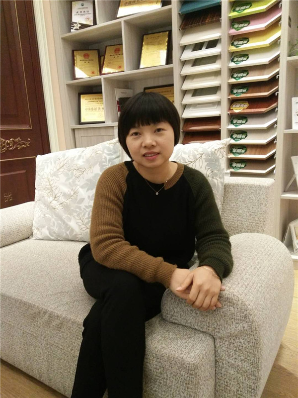 沃格:关注市场动态,维护老顾客口碑 沃格:关注市场动态,维护老顾客口碑