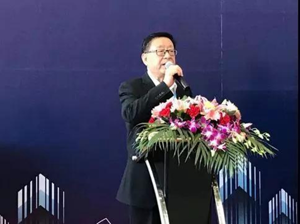 美心偙朗再度荣膺“木门30强暨双承诺单位” 美心偙朗再度荣膺“木门30强暨双承诺单位”