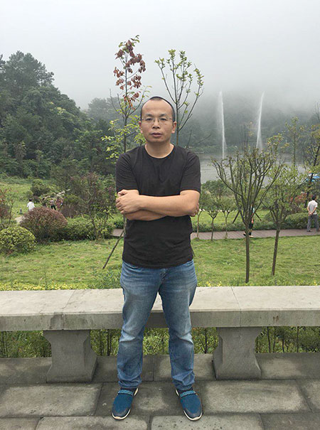 乔治伯爵｜品质，是一种责任 ——创始人胡海的三味人生-诚信、坚持、思变