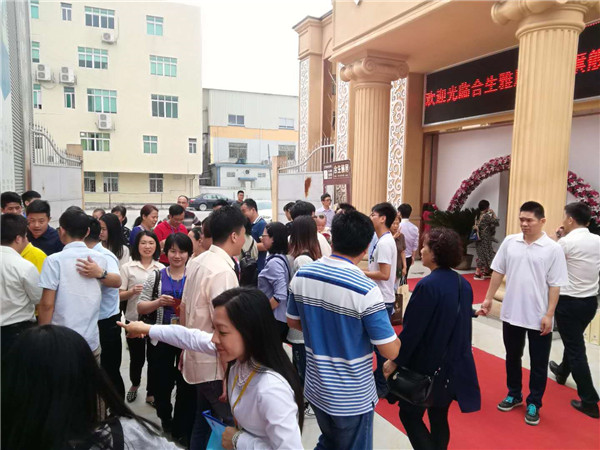 火爆四月天，合生雅居“我们约惠吧”千人团购会完美收官！