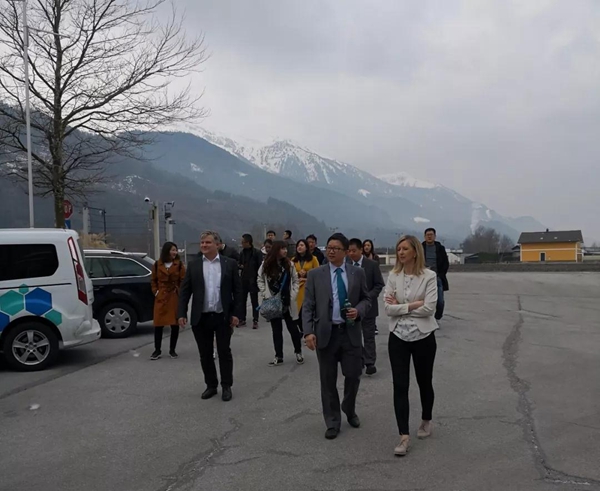 世界同步,欧洲之旅(三)| 米兰之窗优秀经销商团队抵达奥地利访问MACO五金集团 世界同步,欧洲之旅(三)| 米兰之窗优秀经销商团队抵达奥地利访问MACO五金集团