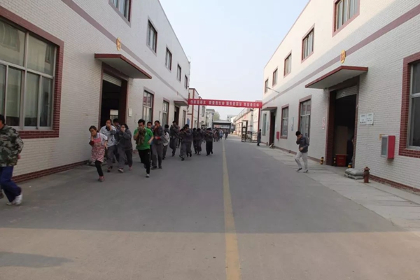 消防演练,防患于未然鑫迪是认真的! 消防演练,防患于未然鑫迪是认真的!