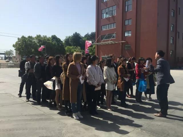 欧邦全屋定制终端店面培训今天正式开启! 欧邦全屋定制终端店面培训今天正式开启!