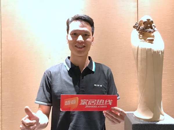 美之选门窗明星经销商李总：壮大展厅，满怀信心建设大品牌
