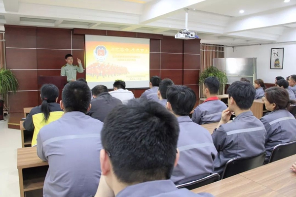 消防演练,防患于未然鑫迪是认真的! 消防演练,防患于未然鑫迪是认真的!