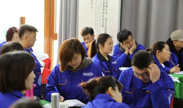 宏明泰铝包木门窗商学院第七期火热进行中! 宏明泰铝包木门窗商学院第七期火热进行中!