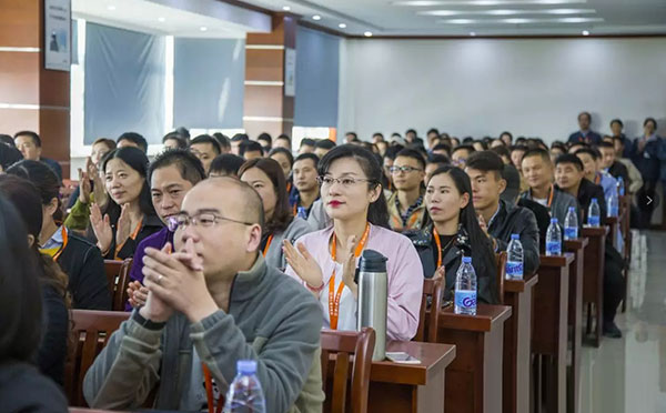 顺心整木家居第二届“赢‘绽’终端”全国经销商培训大会全程报道